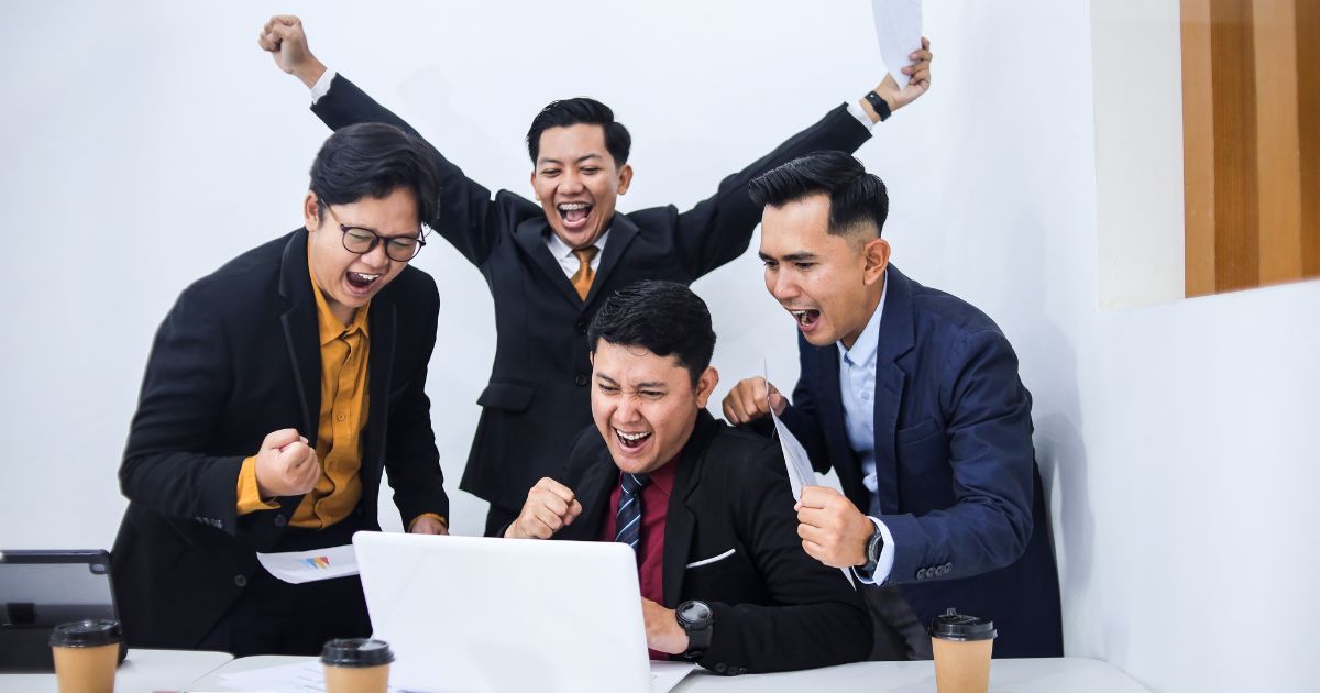 Elevating Performance: The Art of Building High Performing Teams