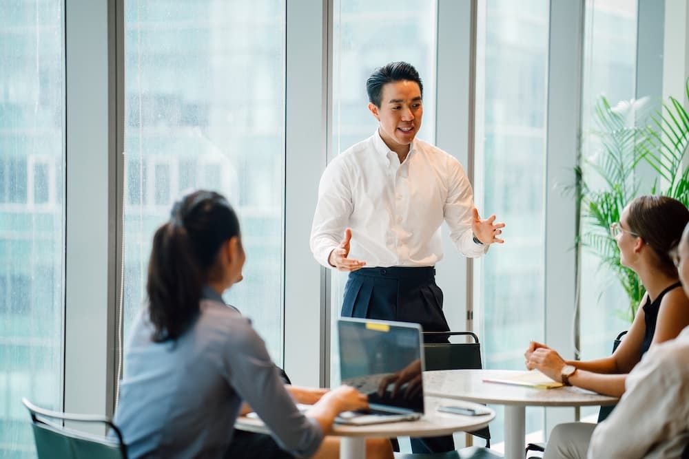 8 Critical Leadership Goals to Set in 2026