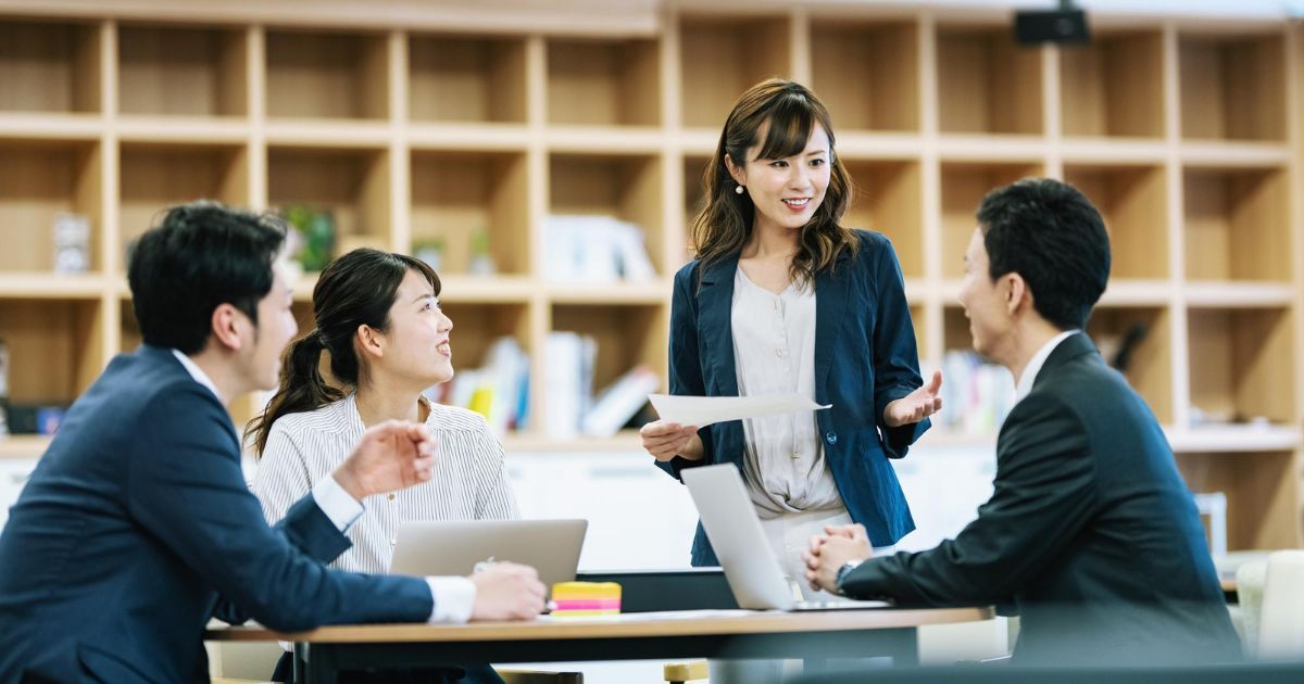 BUILDING EXCEPTIONAL LEADERS IN UNCERTAIN TIMES