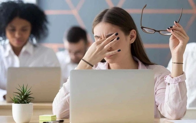 How to Spot Disengaged Employees and Reactivate Employee Engagement